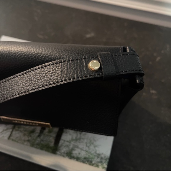 Longchamp Le Foulonné Black w/ Blue Interior Crossbody Bag – Like New - Picture 3 of 8